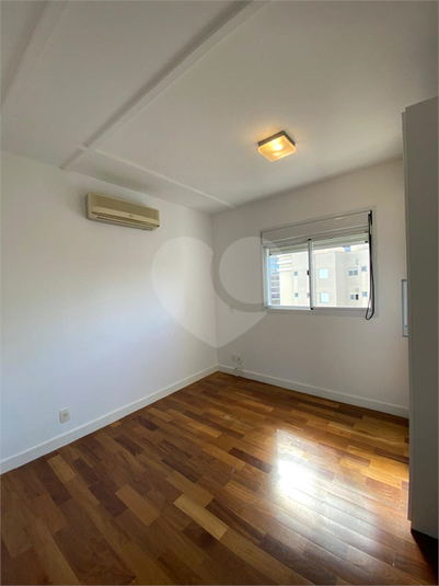 Foto REO617419
