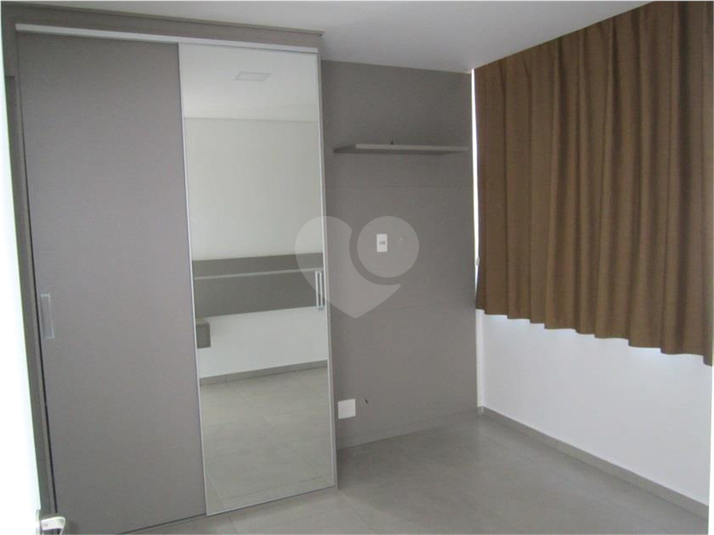 Foto REO617447