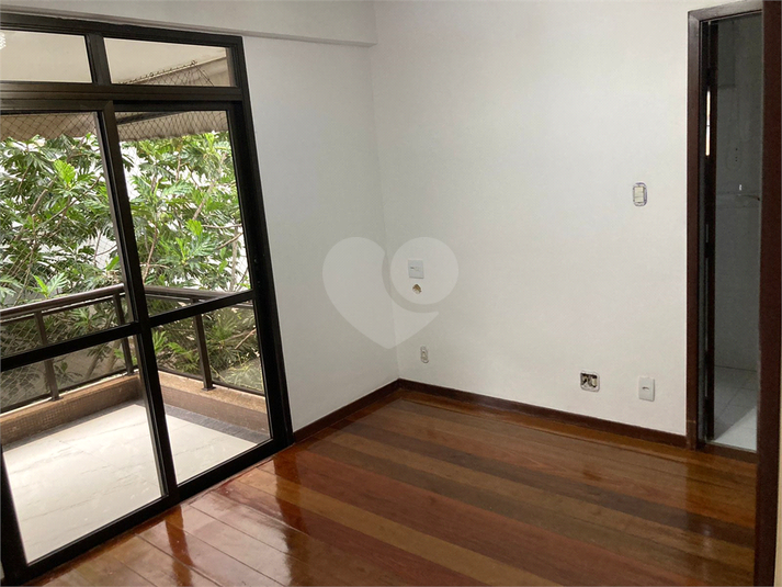 Foto REO617538