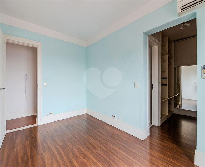Foto REO617561