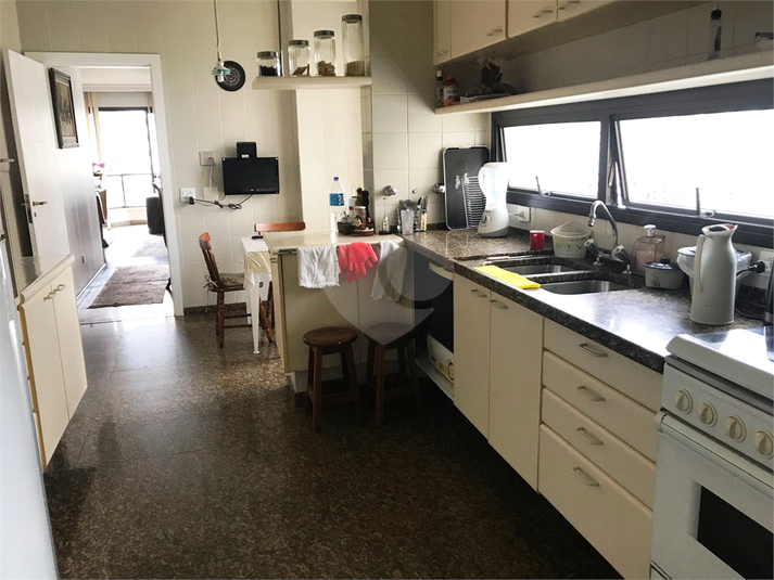 Venda Apartamento São Paulo Santana REO617893 14