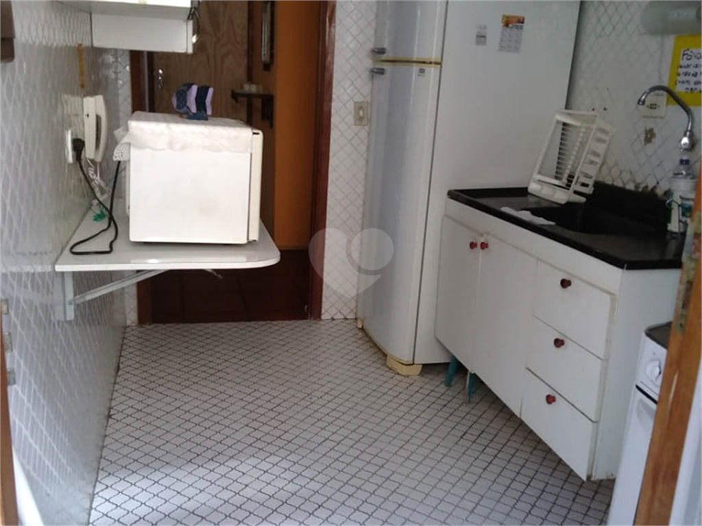 Venda Condomínio Guarujá Enseada REO618596 11