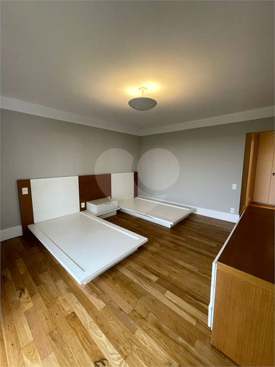 Foto REO619462
