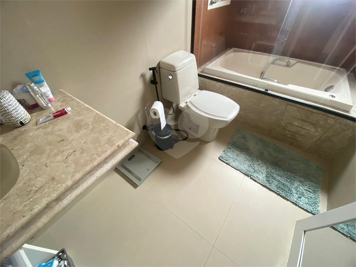 Foto REO620200