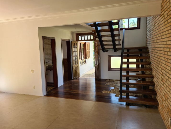 Foto REO620213