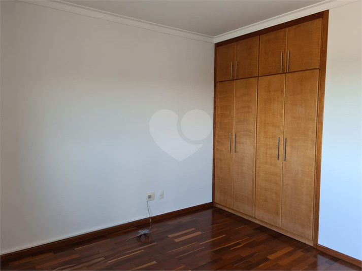 Foto REO620213
