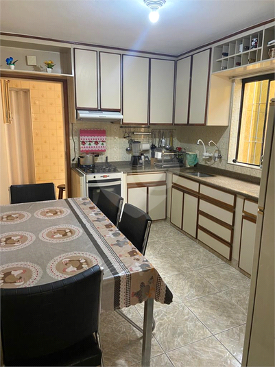 Foto REO620445