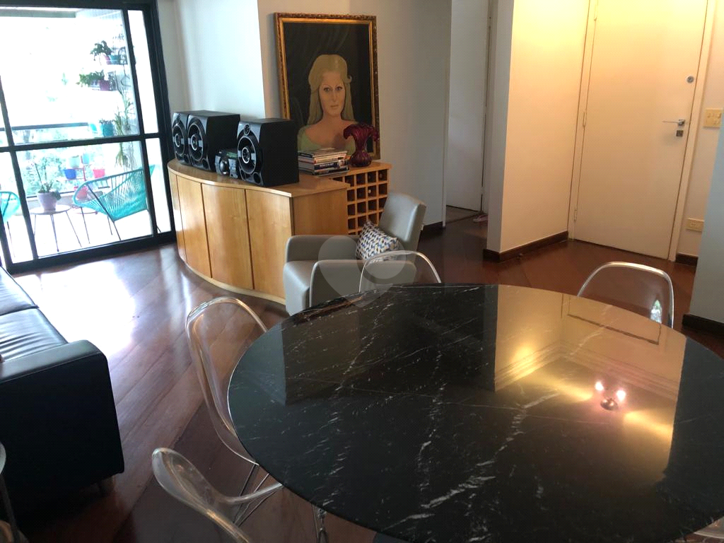 Venda Apartamento São Paulo Cerqueira César REO620720 3