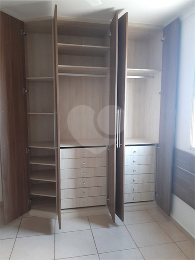 Foto REO620836