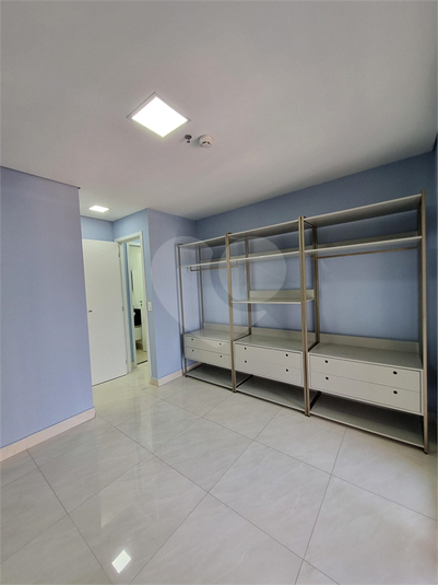 Foto REO620887