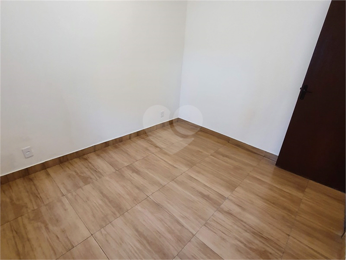 Foto REO621438