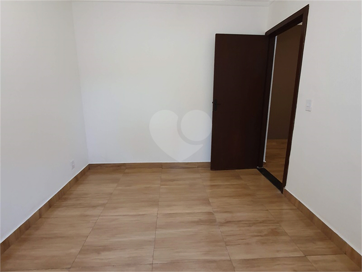 Foto REO621438
