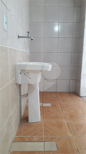 Venda Apartamento Porto Alegre Floresta REO621643 4