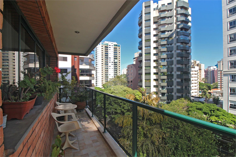 Venda Apartamento São Paulo Indianópolis REO621781 20