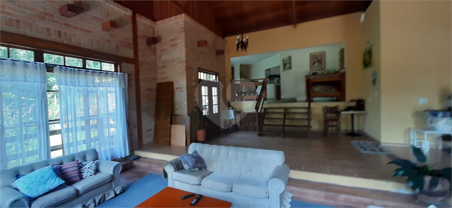 Foto REO622271
