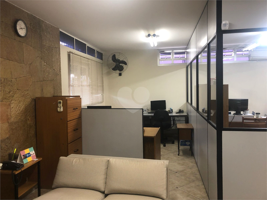 Venda Sobrado São Paulo Pacaembu REO623585 51