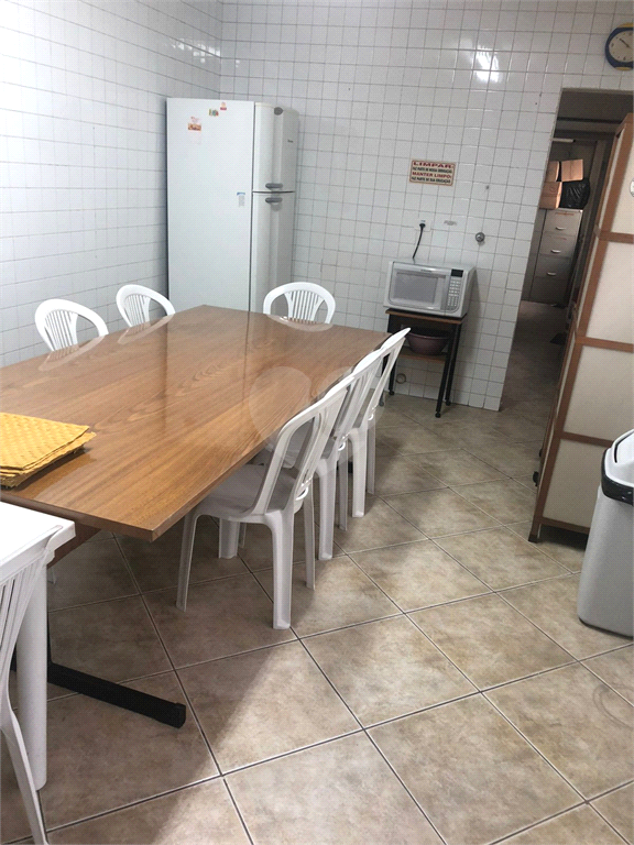 Venda Sobrado São Paulo Pacaembu REO623585 7