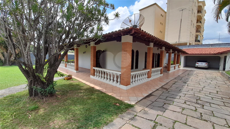Foto REO623634