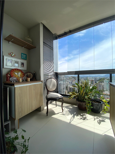 Foto REO623647