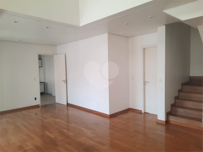 Venda Duplex São Paulo Cerqueira César REO623845 5