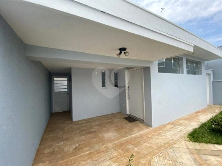Foto REO624157