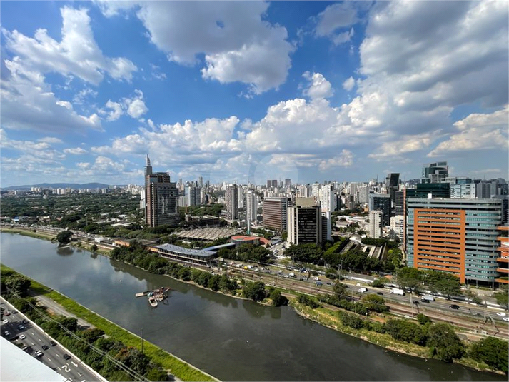 Foto REO624202