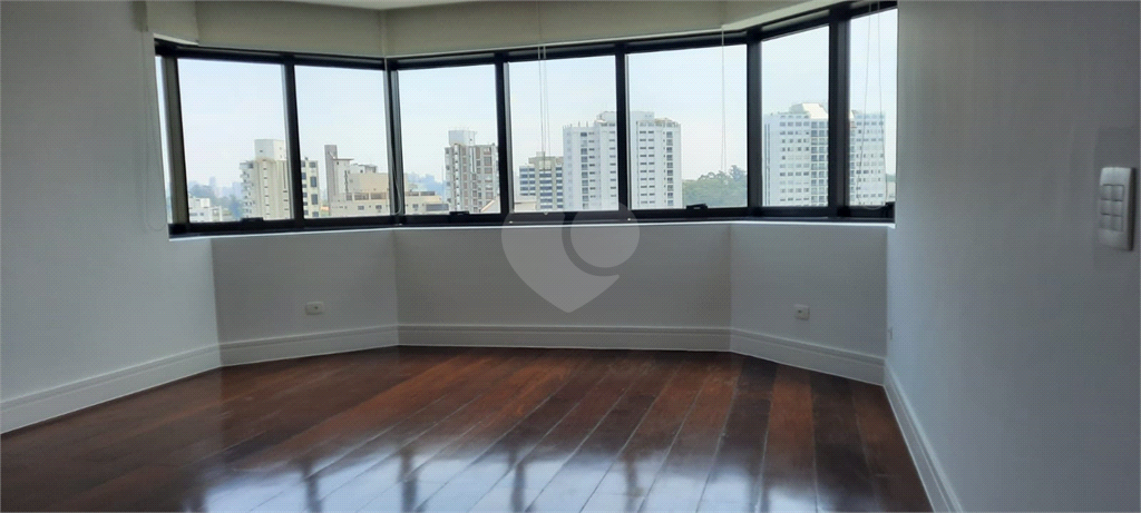 Venda Apartamento São Paulo Real Parque REO624890 15