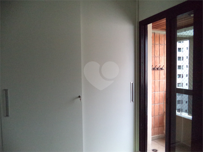 Foto REO626166