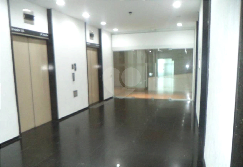 Venda Salas São Paulo Jardim São Luís REO627502 38