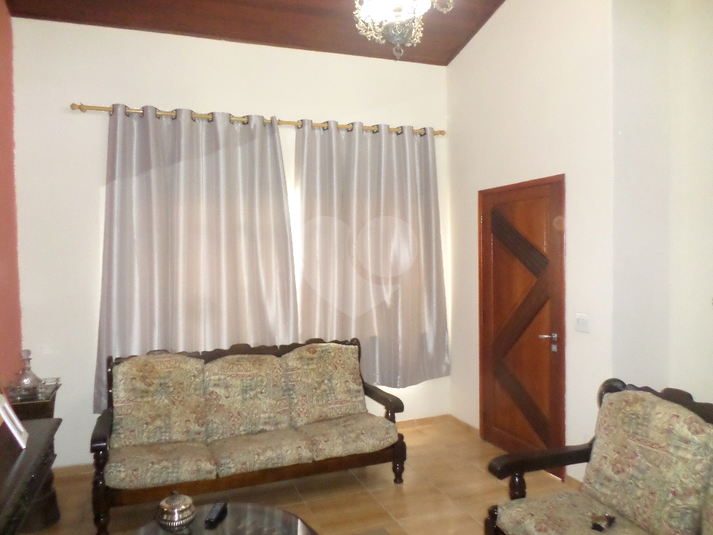 Foto REO627850