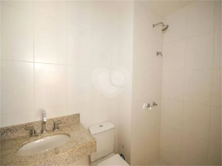 Foto REO629165
