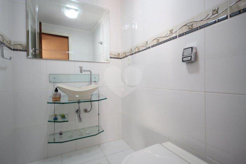 Foto REO62960