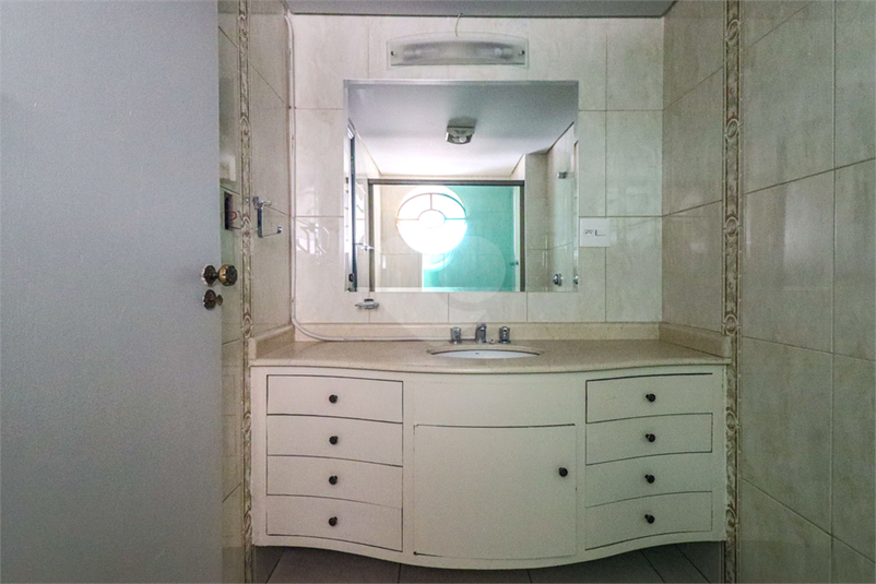 Foto REO62960