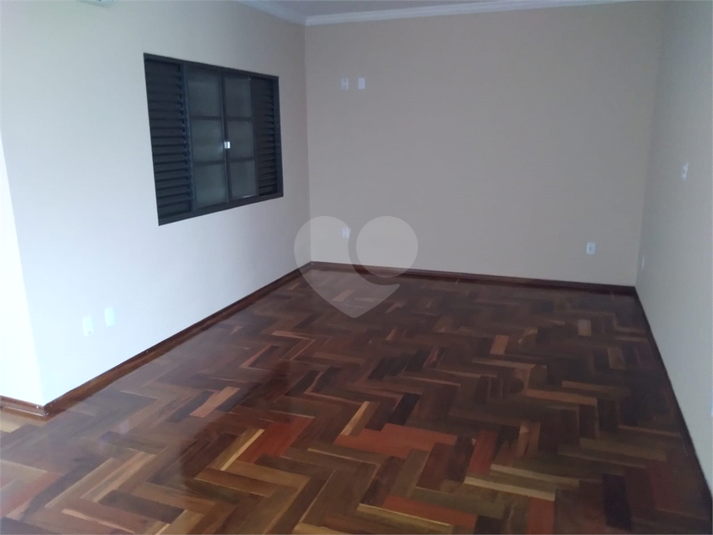 Foto REO629705