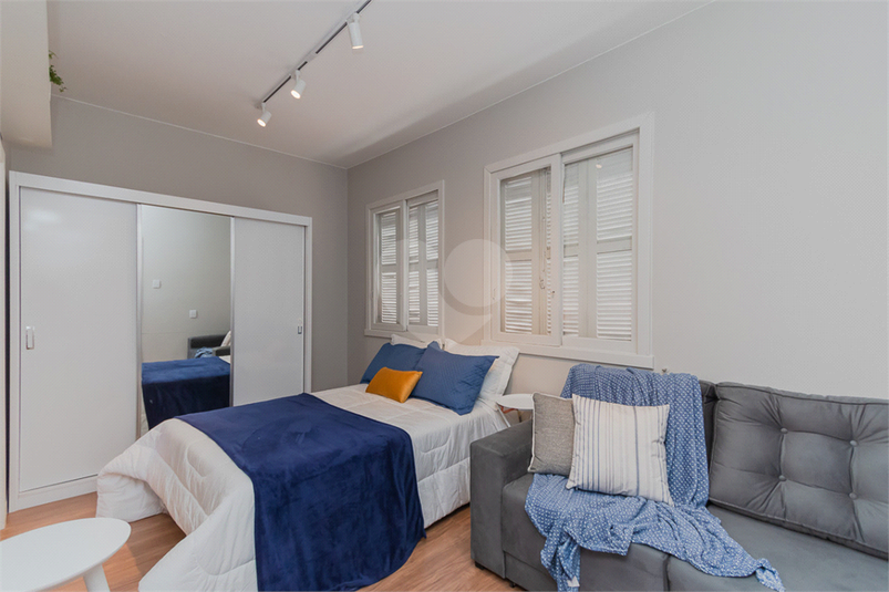Venda Apartamento Porto Alegre Floresta REO629943 12