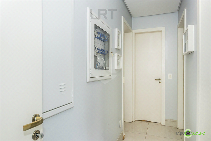 Venda Apartamento Porto Alegre Auxiliadora REO630505 25