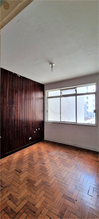 Venda Apartamento São Paulo República REO630709 5