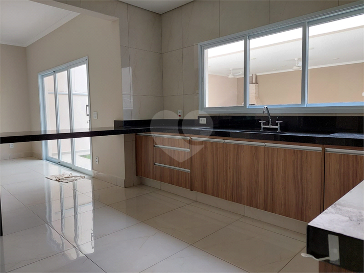 Foto REO630780