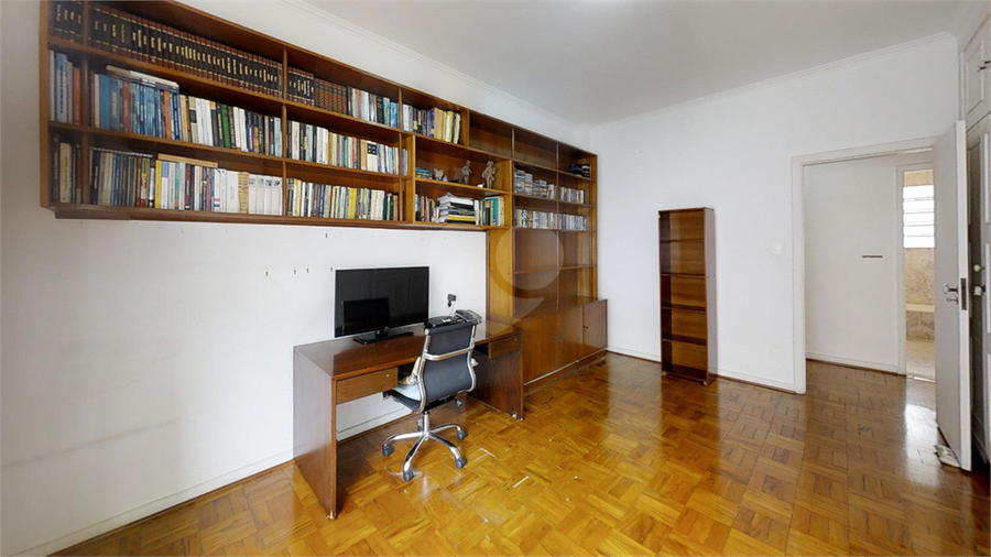 Foto REO63082
