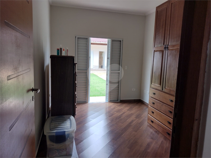 Foto REO631043