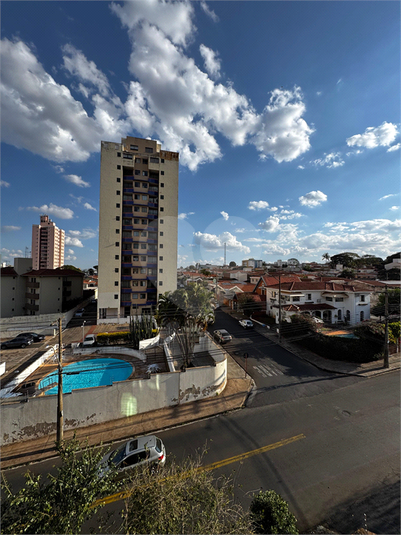 Foto REO631459