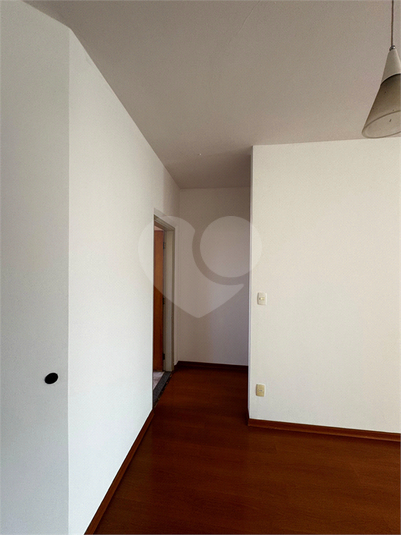Foto REO631459