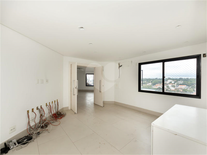 Foto REO631571