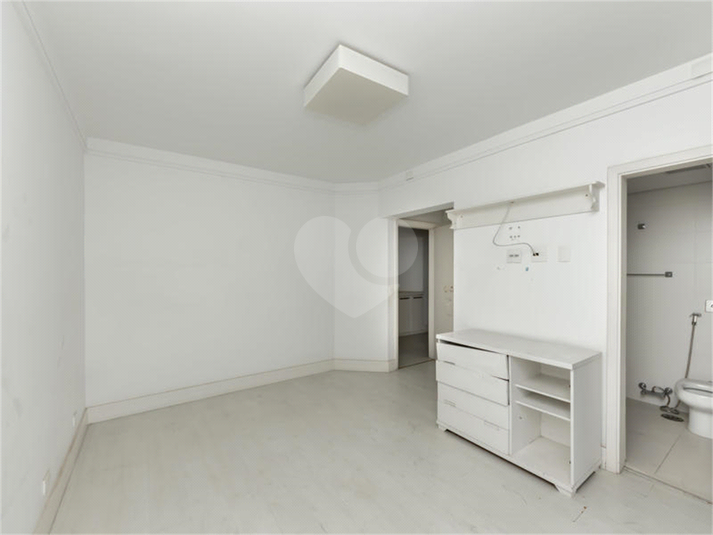 Foto REO631571