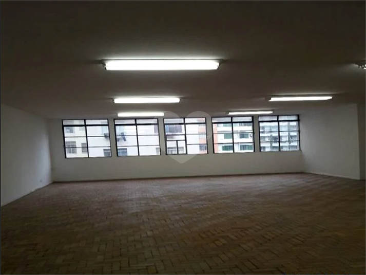 Venda Prédio inteiro São Paulo Bela Vista REO631596 4