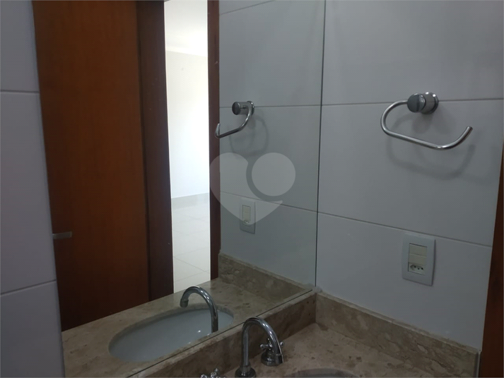 Foto REO631680