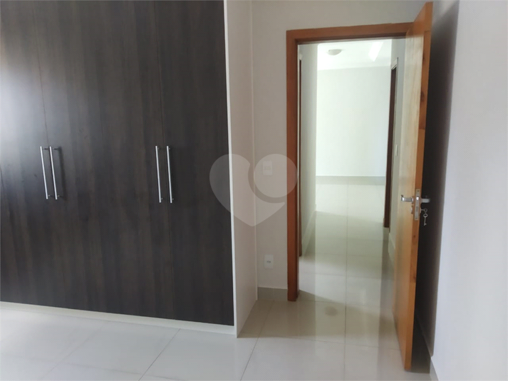 Foto REO631680