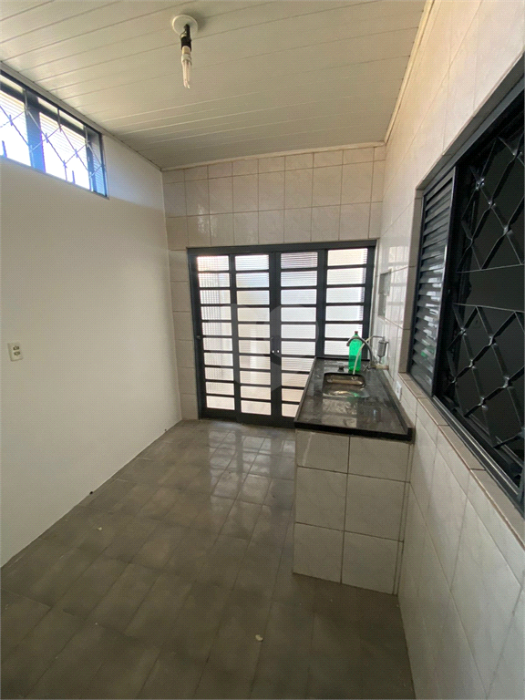 Venda Casa térrea São Carlos Vila Morumbi REO632479 27