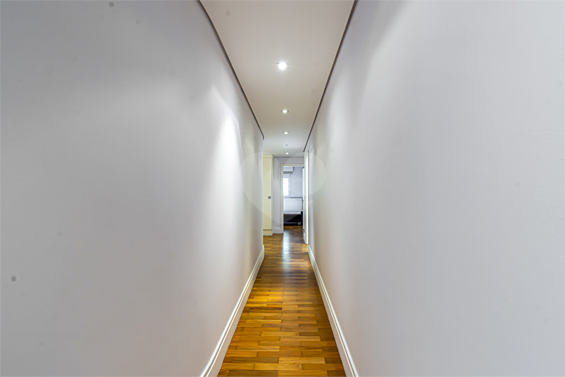 Foto REO633166
