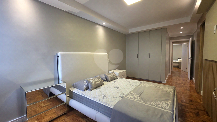 Foto REO633193